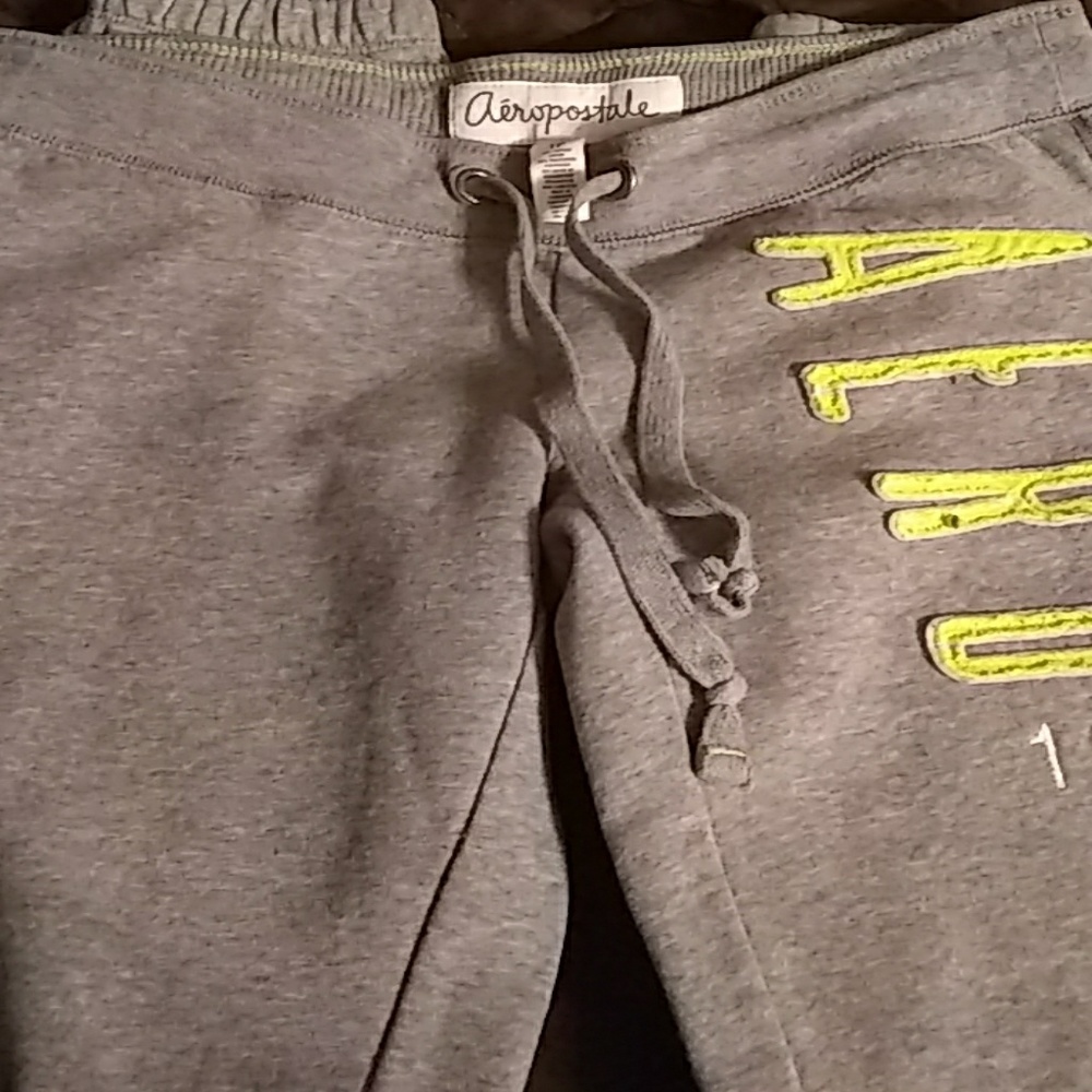 Juniors Aeropostale sweat pants